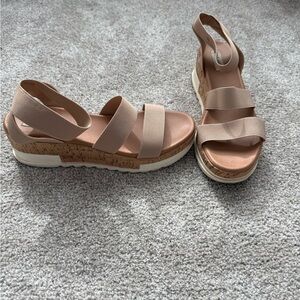 Steve Madden Tan Sandals
